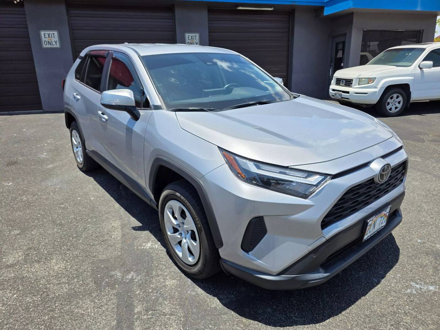 2023 Toyota RAV4 LE — SUV — 137,413 mi — Waipahu, HI
