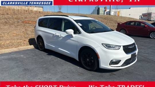 2022 Chrysler Pacifica Touring L — Minivan — 82,041 mi — Clarksville, TN