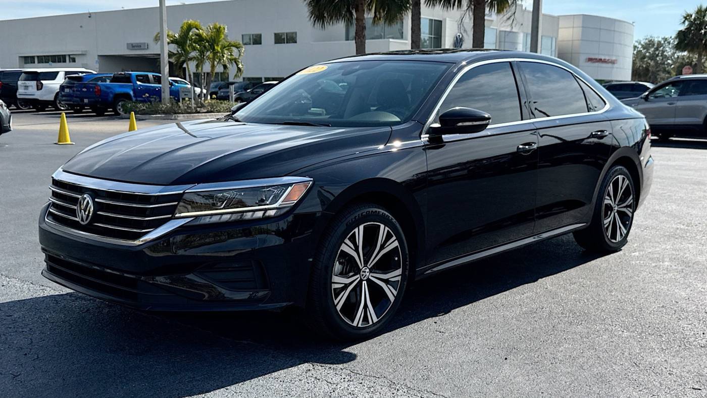 2022 Volkswagen Passat SE — Sedan — 18,479 mi — Sarasota, FL