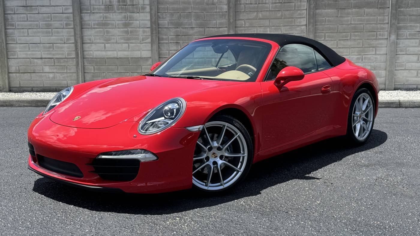 2015 Porsche 911 Carrera