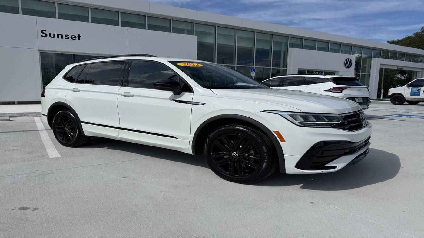 2022 Volkswagen Tiguan SE R-Line Black — SUV — 19,875 mi — Sarasota, FL