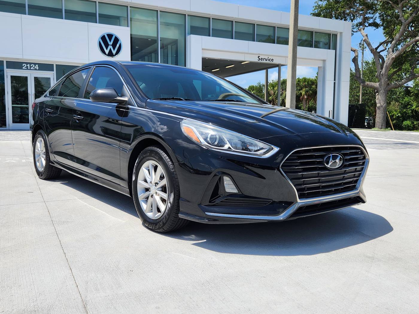 2018 Hyundai Sonata SE — Sedan — 63,823 mi — Sarasota, FL