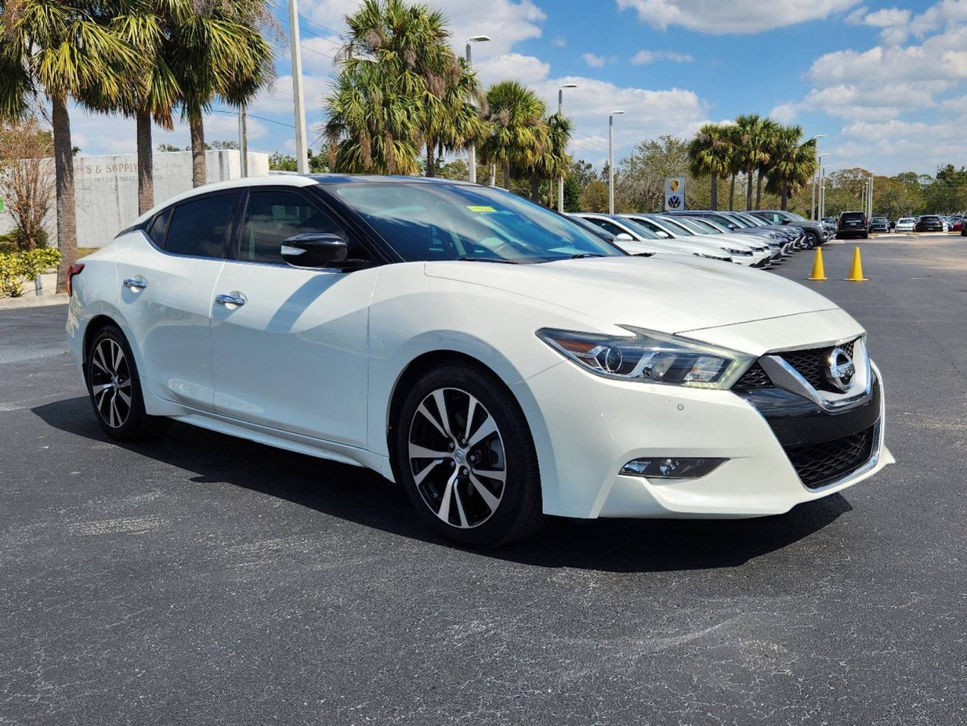 2017 Nissan Maxima SL — Sedan — 116,300 mi — Sarasota, FL