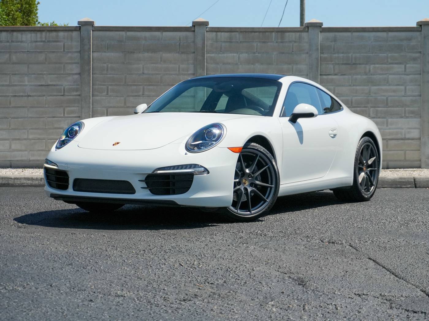 2015 Porsche 911 Carrera — Coupe — 26,152 mi — Sarasota, FL