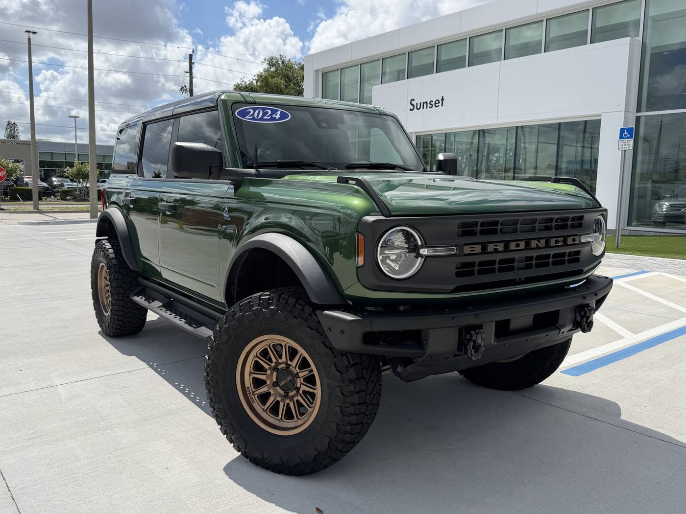 2024 Ford Bronco Black Diamond