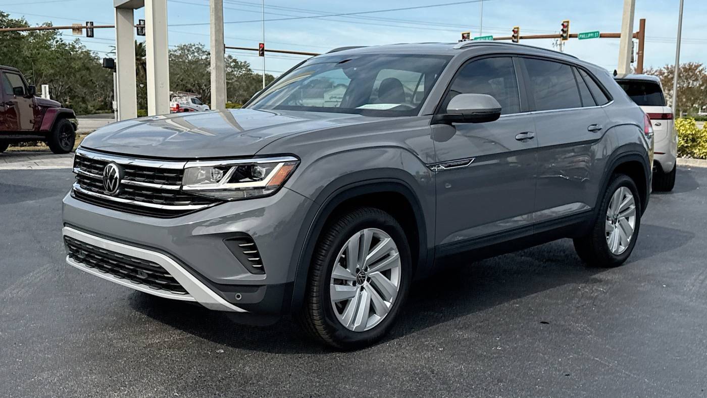 2021 Volkswagen Atlas Cross Sport SE with Technology — SUV — 20,003 mi — Sarasota, FL