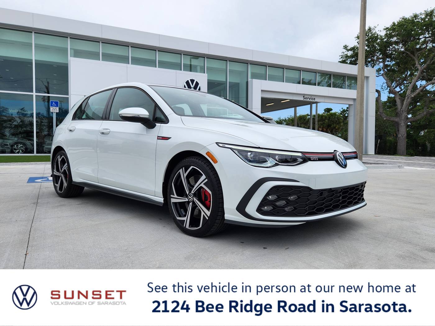 2024 Volkswagen Golf GTI SE — Hatchback — 854 mi — Sarasota, FL