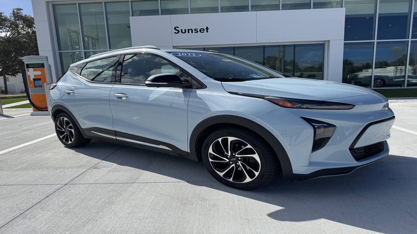 2022 Chevrolet Bolt EUV Premier — SUV — 45,543 mi — Sarasota, FL