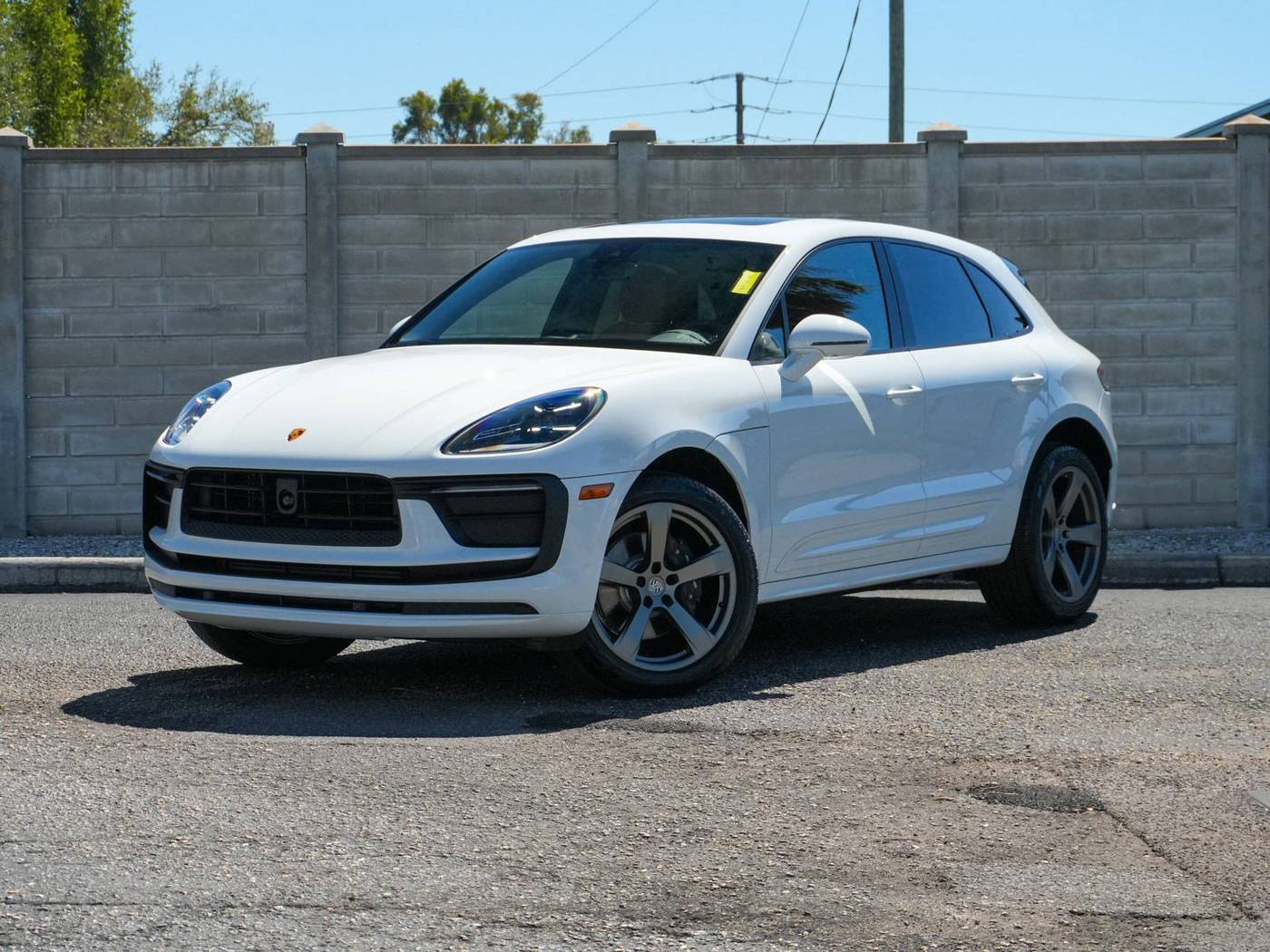 2023 Porsche Macan Standard — SUV — 560 mi — Sarasota, FL