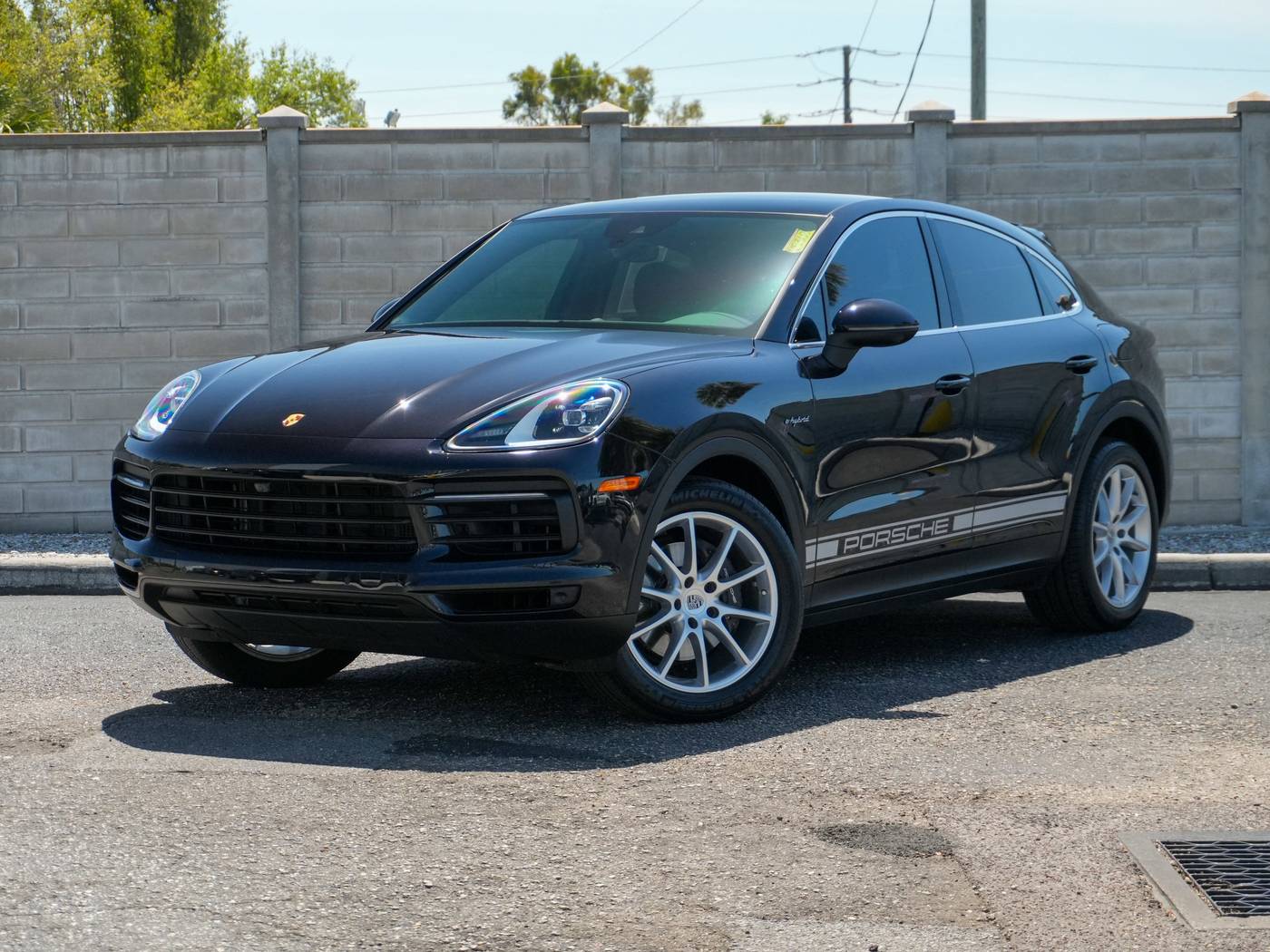 2022 Porsche Cayenne E-Hybrid — SUV — 23,114 mi — Sarasota, FL