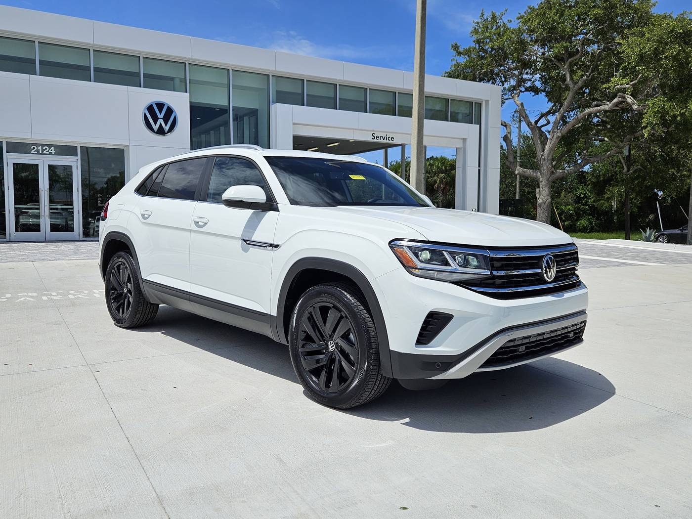 2022 Volkswagen Atlas Cross Sport SE with Technology — SUV — 57,757 mi — Sarasota, FL