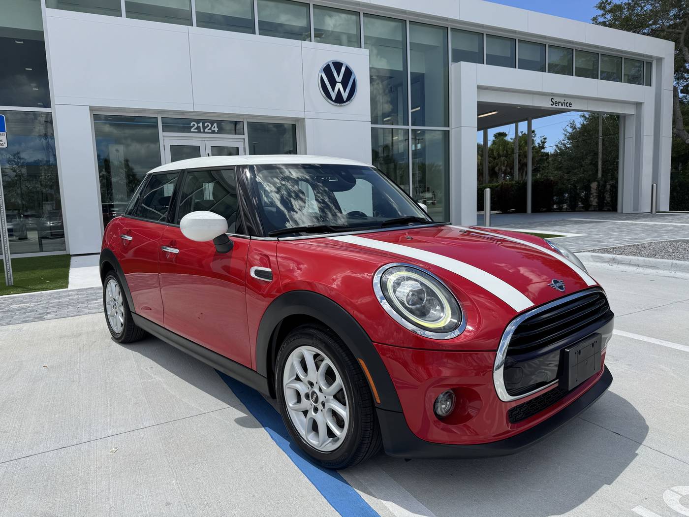 2020 MINI Hardtop Cooper — Hatchback — 56,625 mi — Sarasota, FL