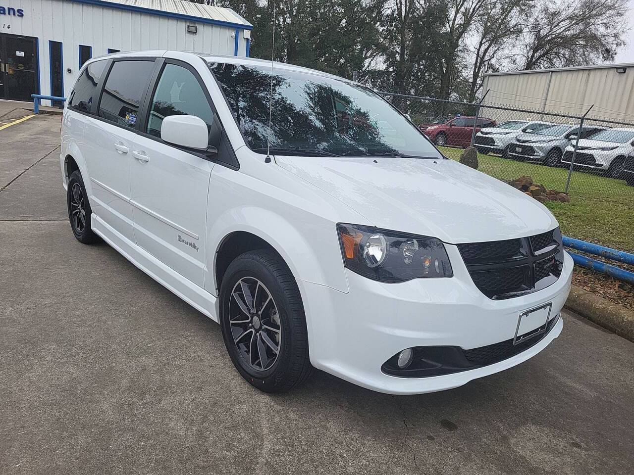 2015 Dodge Grand Caravan SXT Plus — Minivan — 24,730 mi — Phoenix, AZ