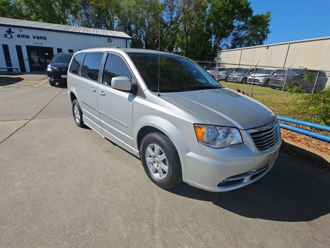 2012 Chrysler Town & Country Touring — Minivan — 109,950 mi — Phoenix, AZ