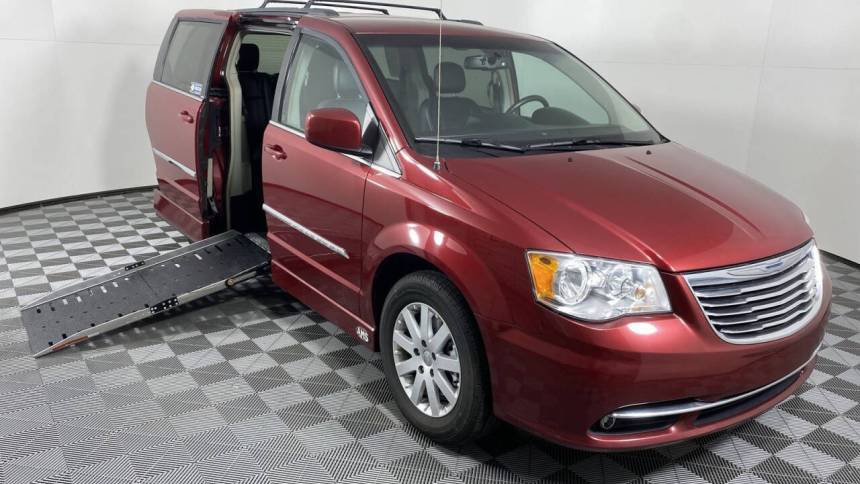 2014 Chrysler Town & Country Touring — Minivan — 97,176 mi — Phoenix, AZ