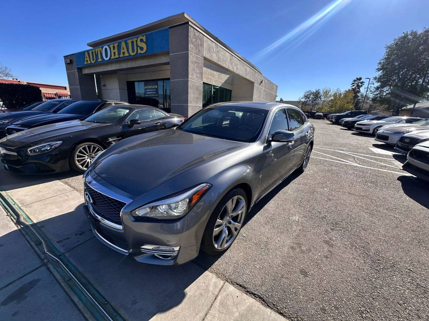 2016 INFINITI Q70L 3.7 — Sedan — 91,056 mi — Loma Linda, CA