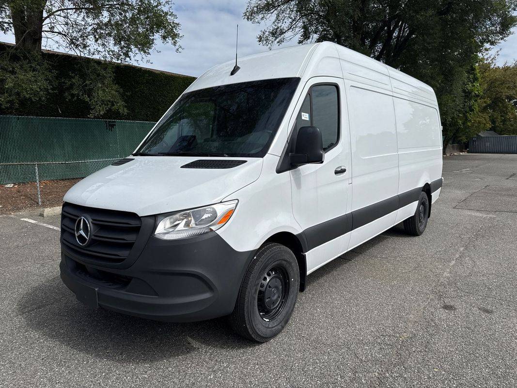 2025 Mercedes-Benz Sprinter Cargo Van 2500 — Cargo Van — 15 mi — Baldwin, NY