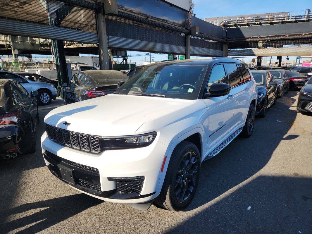 2023 Jeep Grand Cherokee Summit Reserve — SUV — 16,210 mi — Baldwin, NY