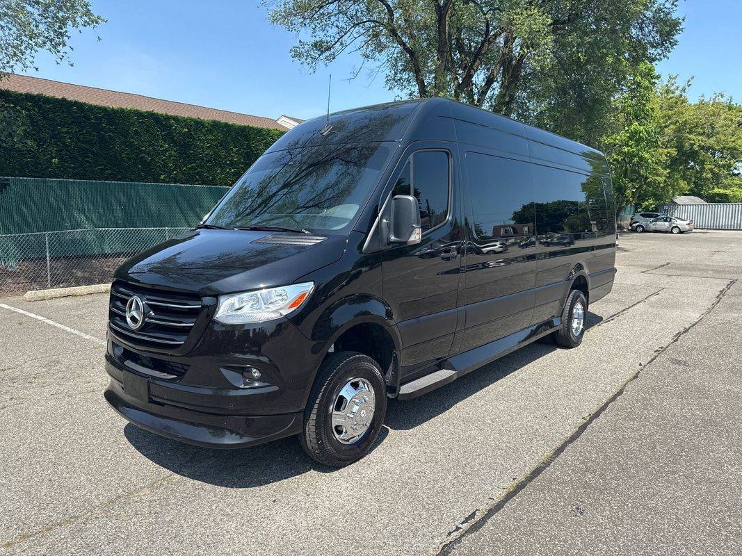 2023 Mercedes-Benz Sprinter Cargo Van 3500XD — Cargo Van — 13,050 mi — Baldwin, NY