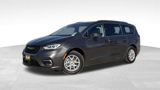 2022 Chrysler Pacifica Touring L — Minivan — 62,337 mi — El Cajon, CA