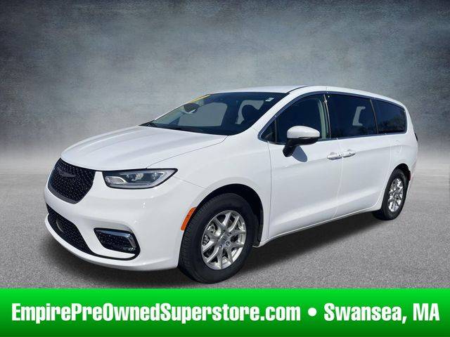 2023 Chrysler Pacifica Touring L — Minivan — 67,522 mi — Swansea, MA