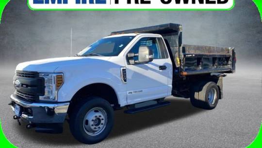 2018 Ford Super Duty F-350 Chassis Cab XL — Chassis Cab Truck — 70,851 mi — Swansea, MA