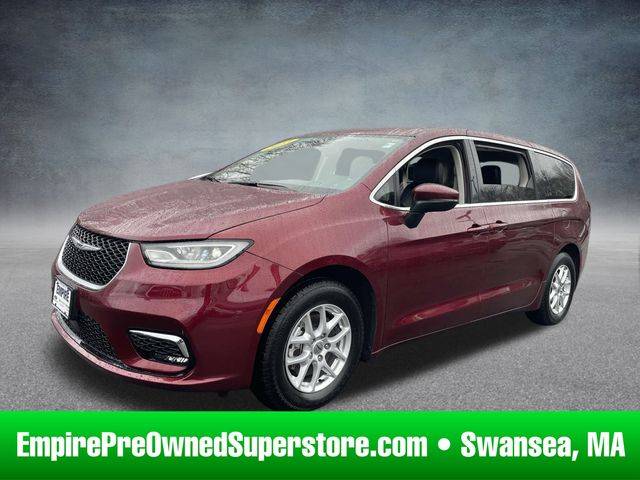 2023 Chrysler Pacifica Touring L — Minivan — 68,397 mi — Swansea, MA