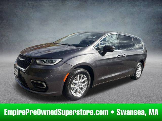 2023 Chrysler Pacifica Touring L — Minivan — 65,153 mi — Swansea, MA
