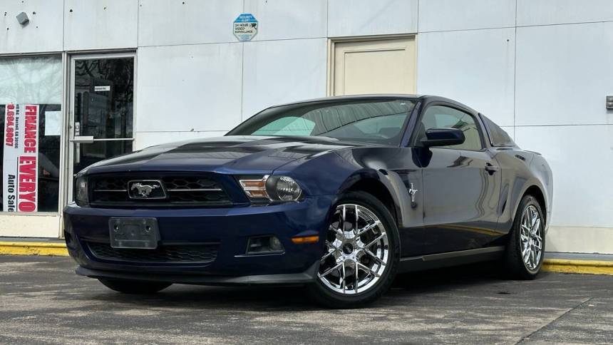 2012 Ford Mustang V6 Premium — Coupe — 115,304 mi — Austell, GA
