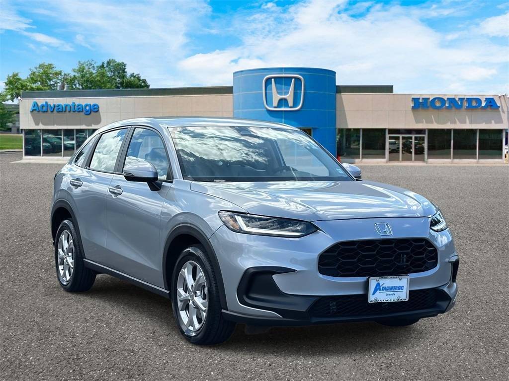 2025 Honda HR-V LX — SUV — 7,939 mi — Saint James, NY