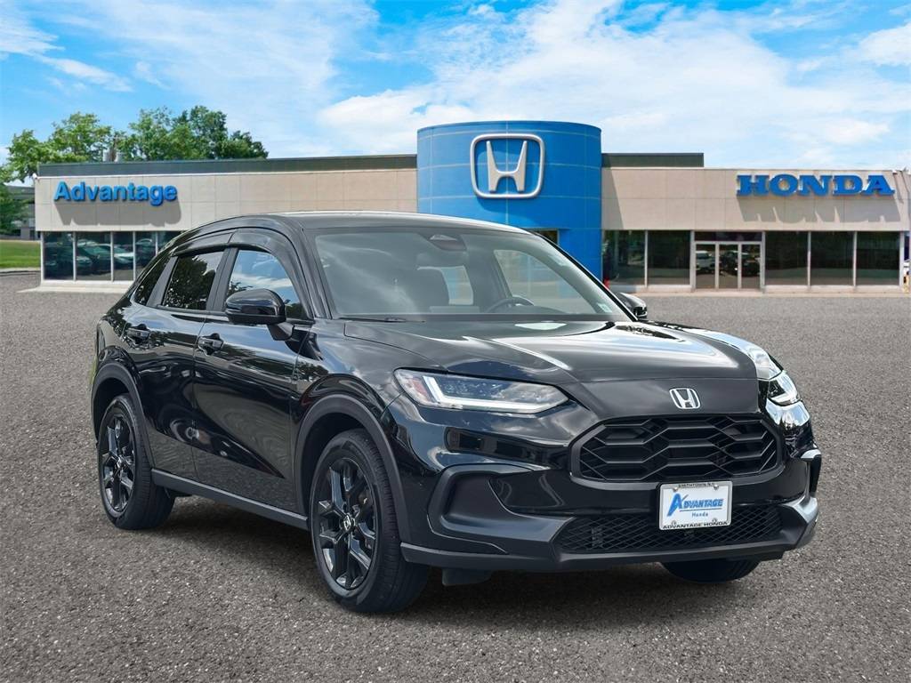 2025 Honda HR-V Sport — SUV — 6,372 mi — Saint James, NY