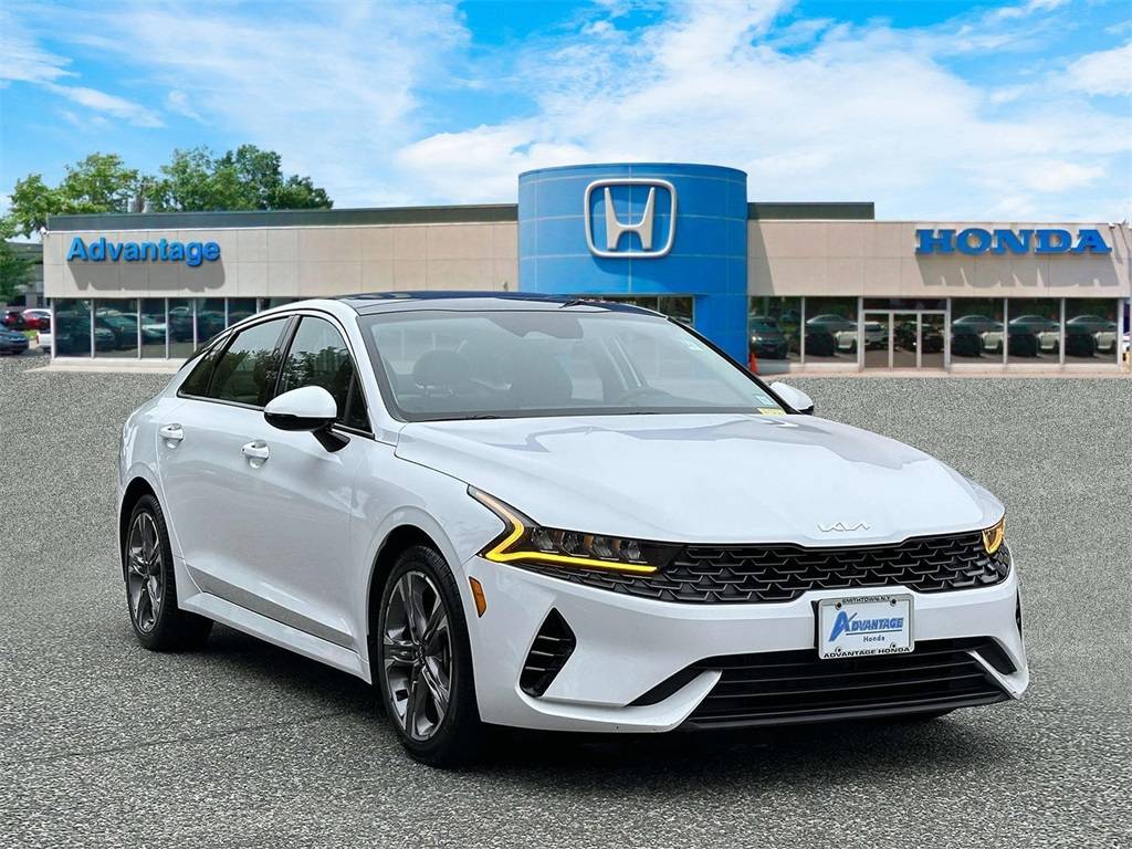 2023 Kia K5 EX — Sedan — 41,523 mi — Saint James, NY
