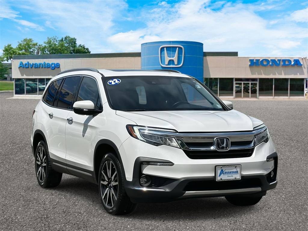 2022 Honda Pilot Touring — SUV — 45,674 mi — Saint James, NY