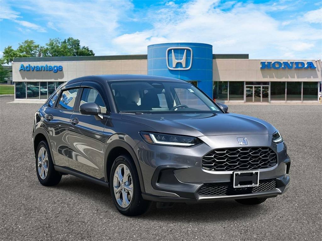 2025 Honda HR-V LX — SUV — 7,299 mi — Saint James, NY