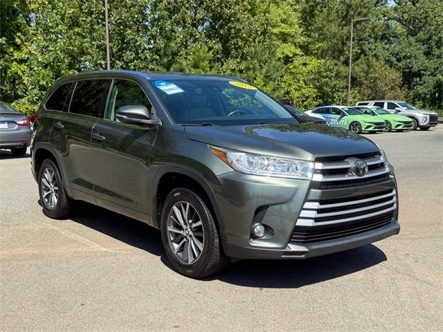 2018 Toyota Highlander SE V6 — SUV — 95,307 mi — Cornelius, NC