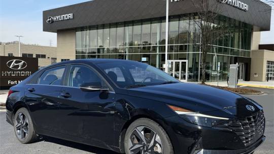 2022 Hyundai Elantra Limited — Sedan — 28,812 mi — Cornelius, NC