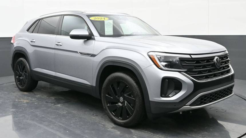 2024 Volkswagen Atlas Cross Sport SE with Technology — SUV — 11,887 mi — Cornelius, NC