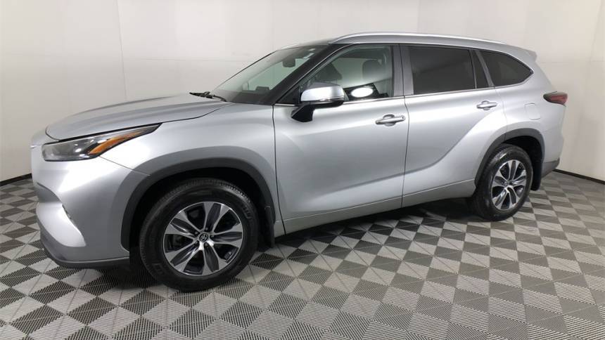 2024 Toyota Highlander LE — SUV — 22,089 mi — Cornelius, NC
