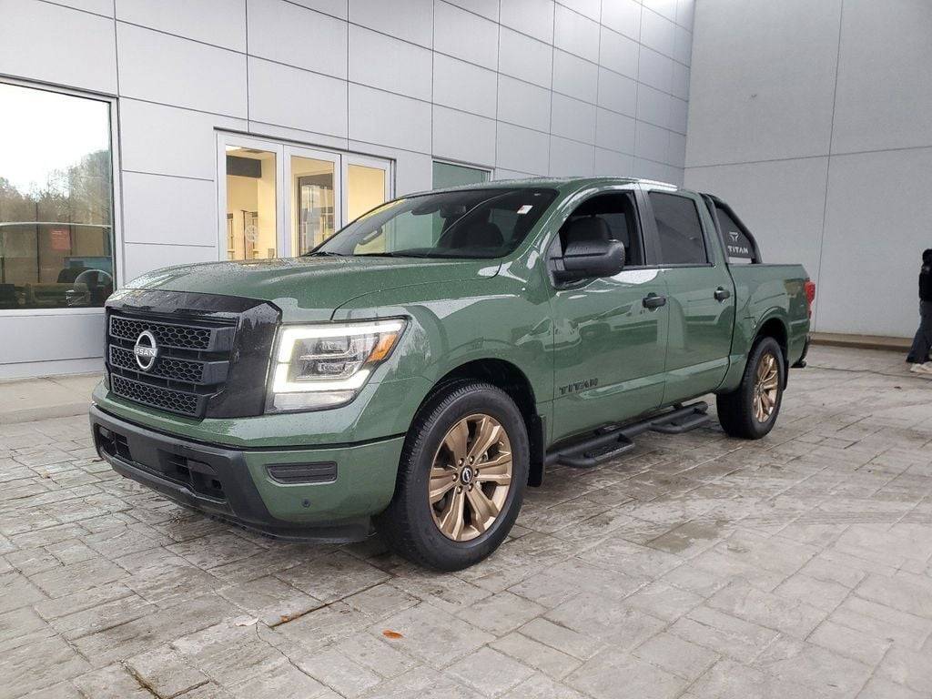 2024 Nissan Titan