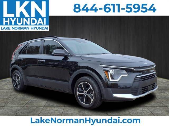 2023 Kia Niro Hybrid EX — SUV — 30,053 mi — Cornelius, NC