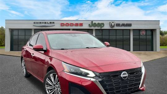 2023 Nissan Altima SL — Sedan — 43,158 mi — Cornelius, NC
