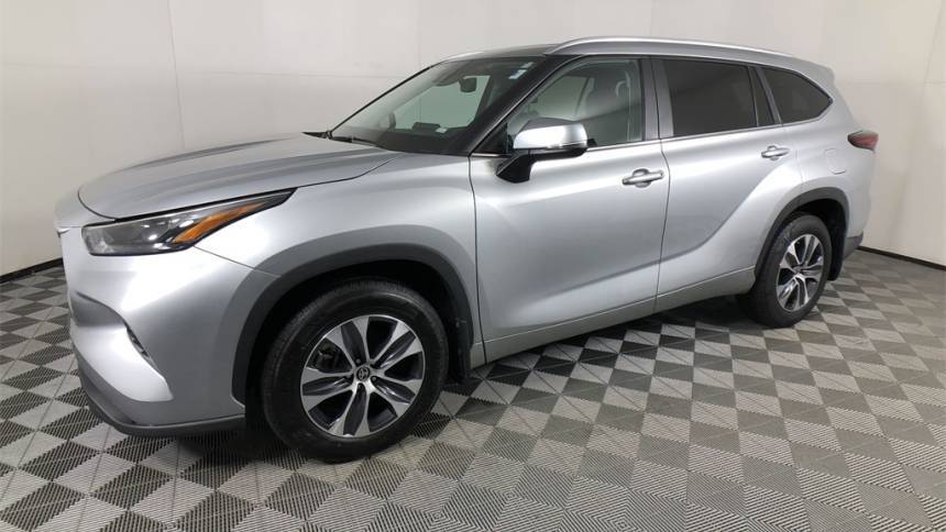 2024 Toyota Highlander LE — SUV — 29,036 mi — Cornelius, NC