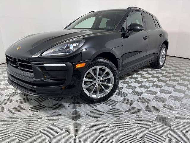 2025 Porsche Macan Standard — SUV — 4,958 mi — Cornelius, NC