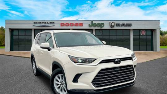 2024 Toyota Grand Highlander XLE — SUV — 10,147 mi — Cornelius, NC