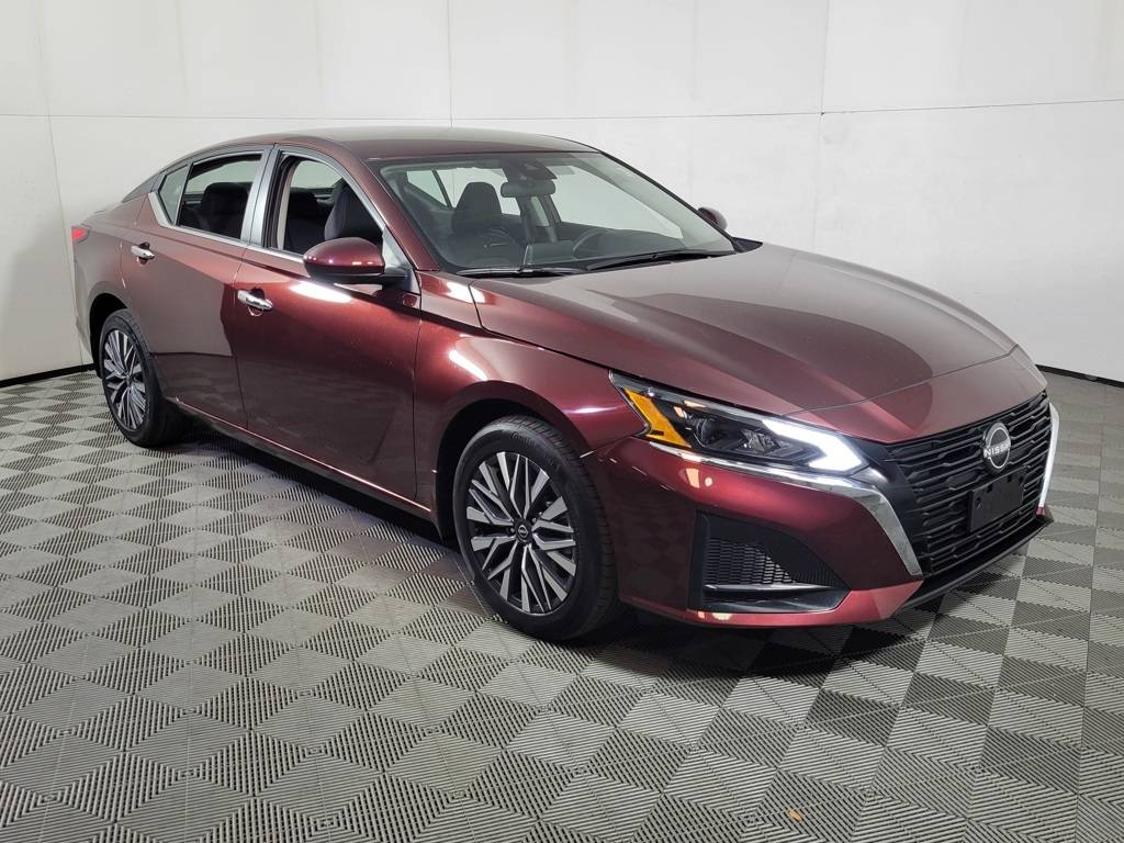 2023 Nissan Altima SV — Sedan — 23,351 mi — Cornelius, NC