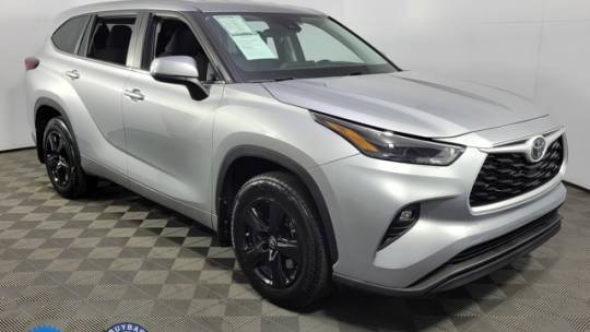 2024 Toyota Highlander LE — SUV — 17,840 mi — Cornelius, NC