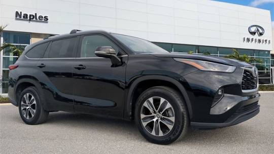 2023 Toyota Highlander Hybrid XLE — SUV — 27,114 mi — Cornelius, NC