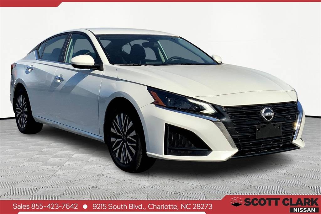 2023 Nissan Altima SV — Sedan — 22,789 mi — Cornelius, NC