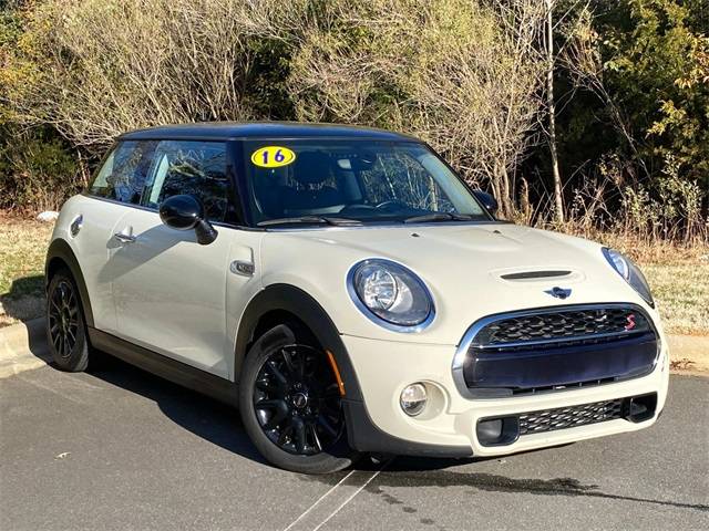 2016 MINI Hardtop Cooper S — Hatchback — 60,780 mi — Cornelius, NC