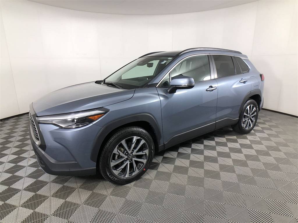 2024 Toyota Corolla Cross XLE — SUV — 20,263 mi — Cornelius, NC